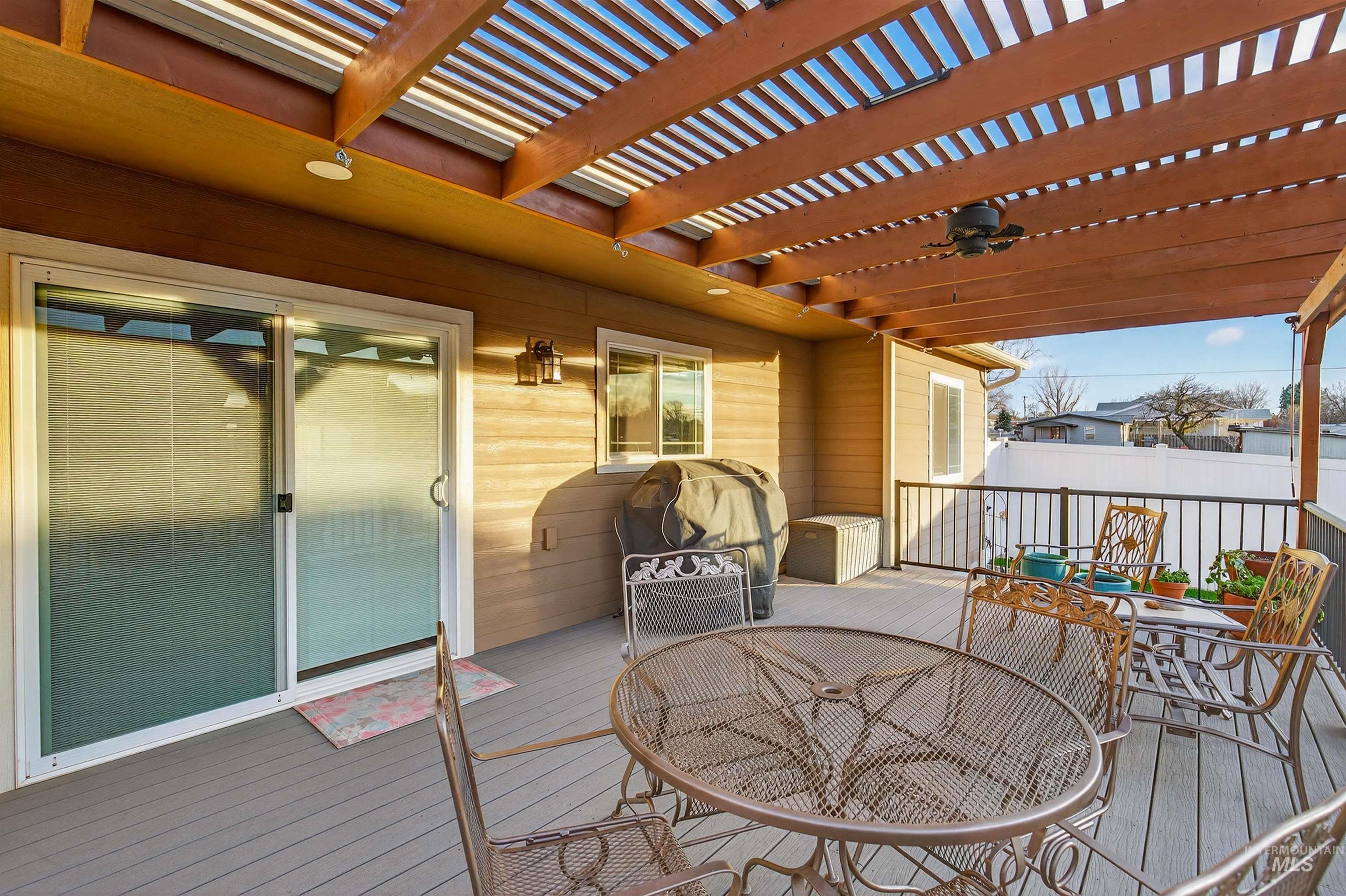 3250 Expedition Way