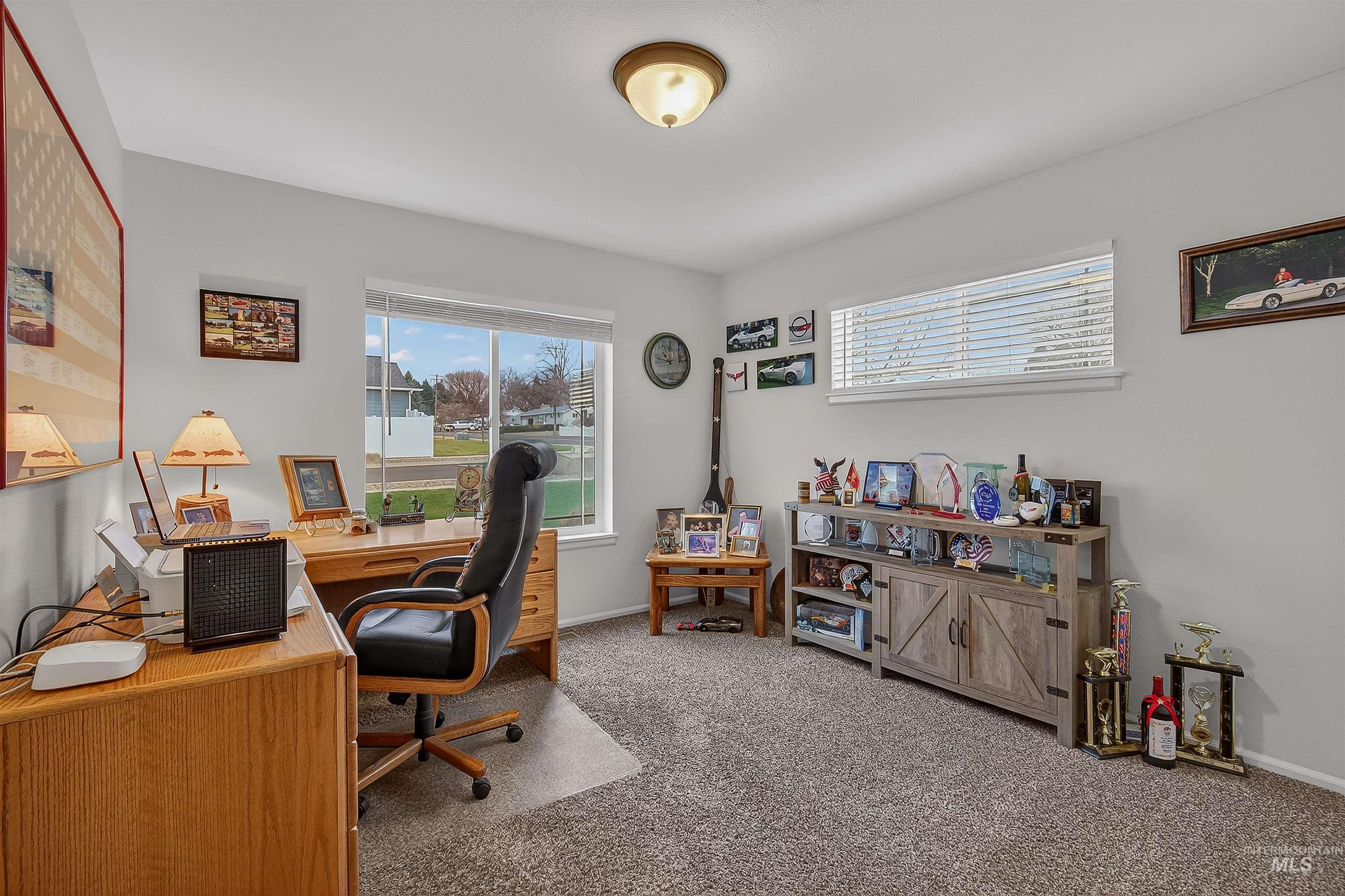 3250 Expedition Way
