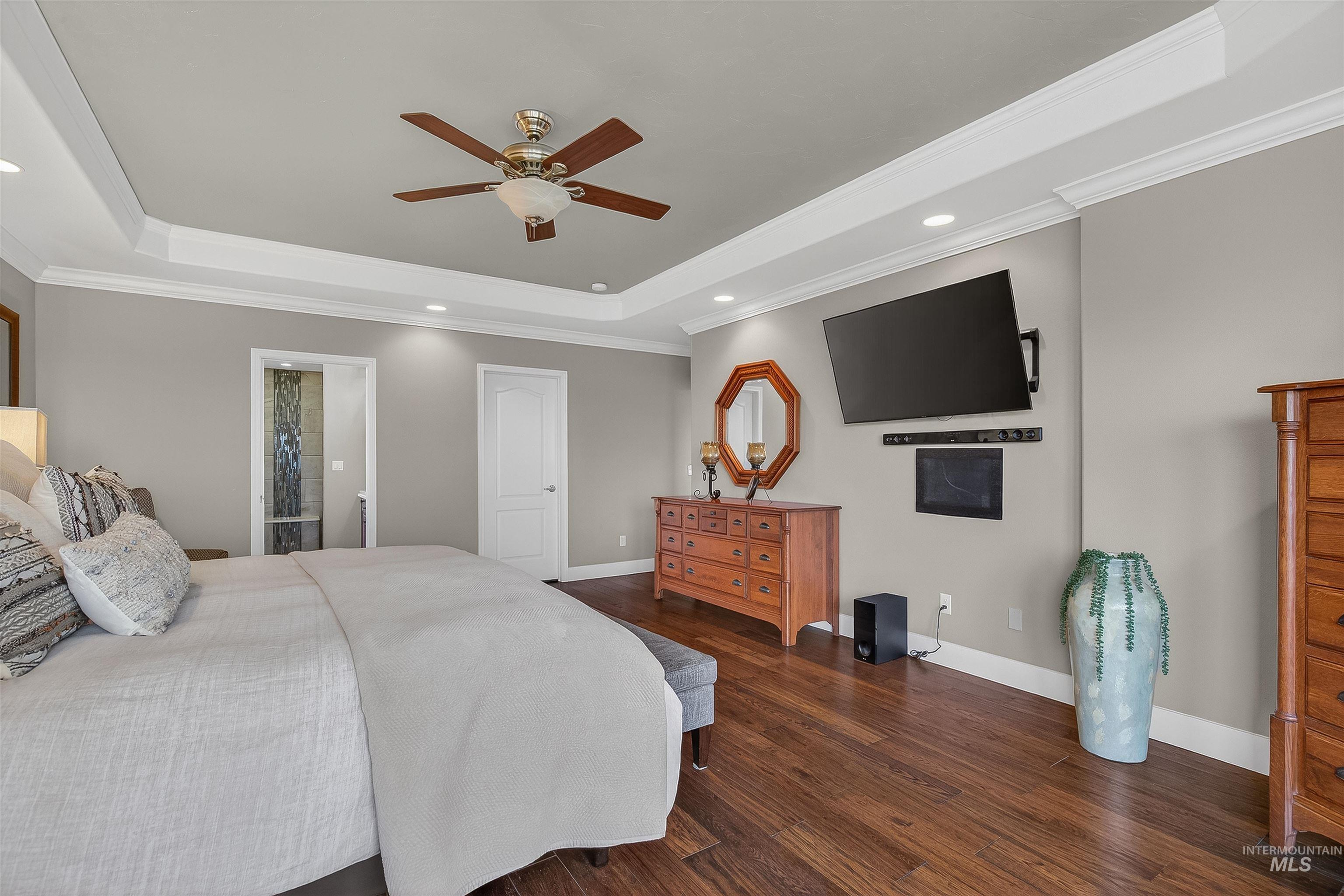 3978 Foothill Dr