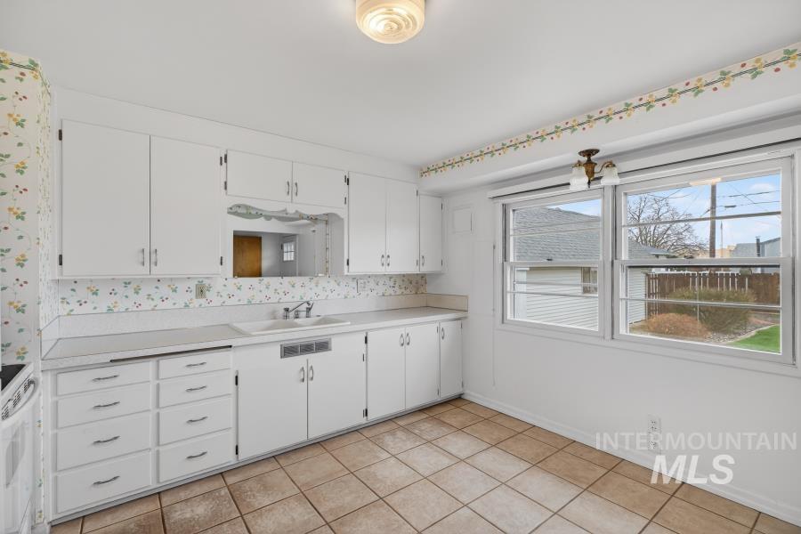 1115 5th Street