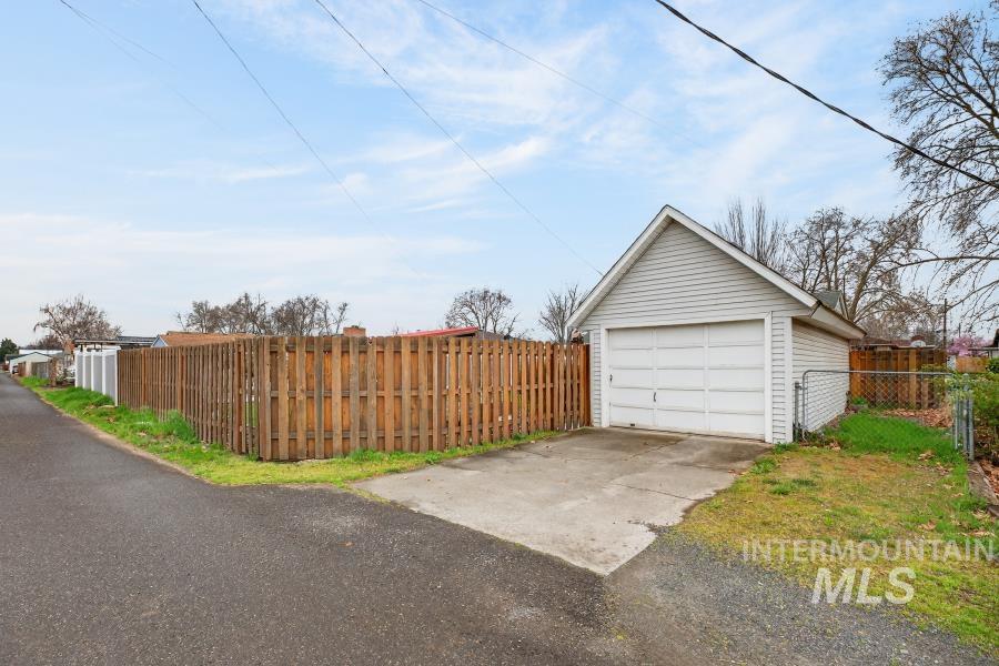 1115 5th Street