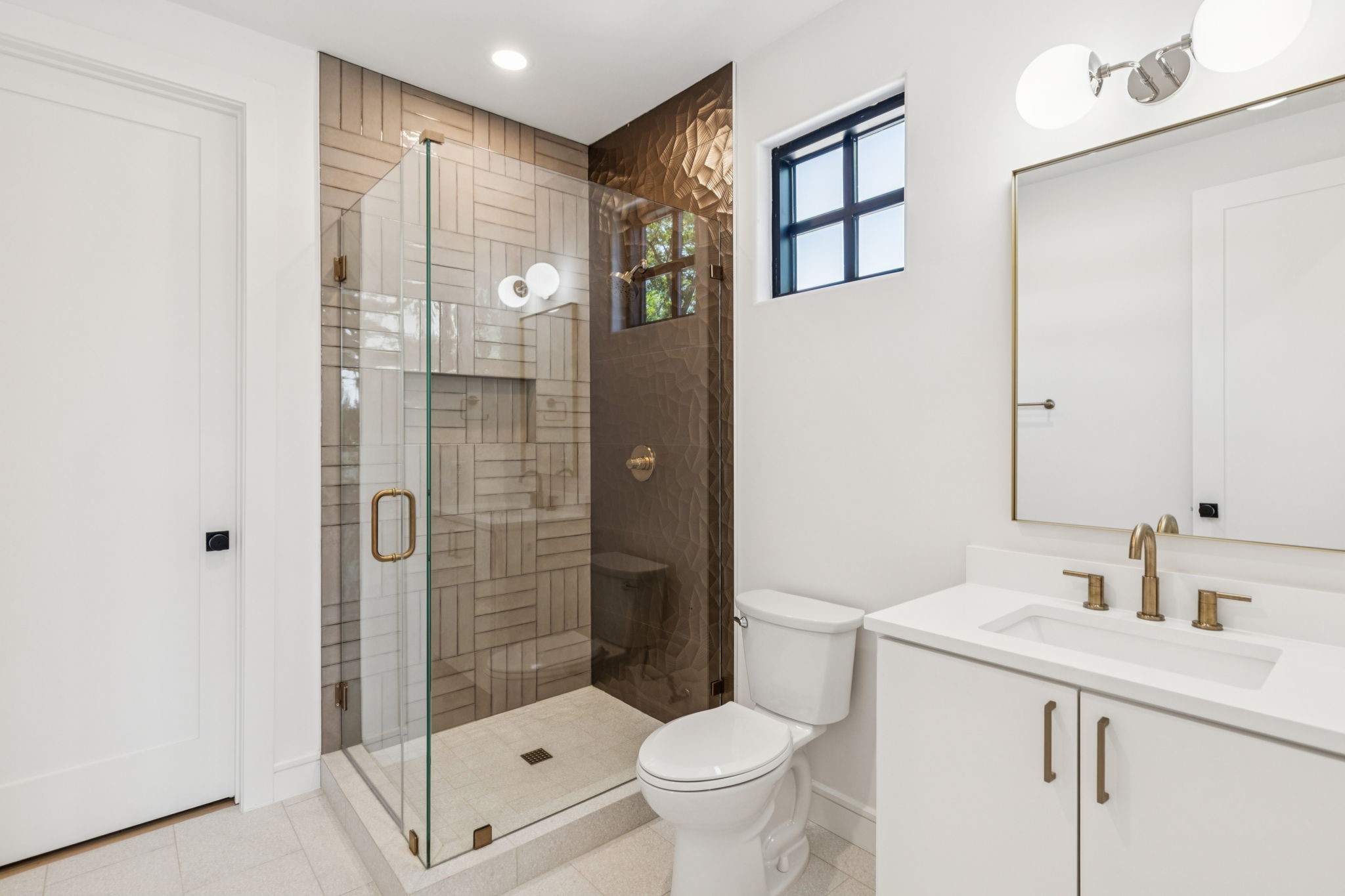 3207 Whitehall Drive