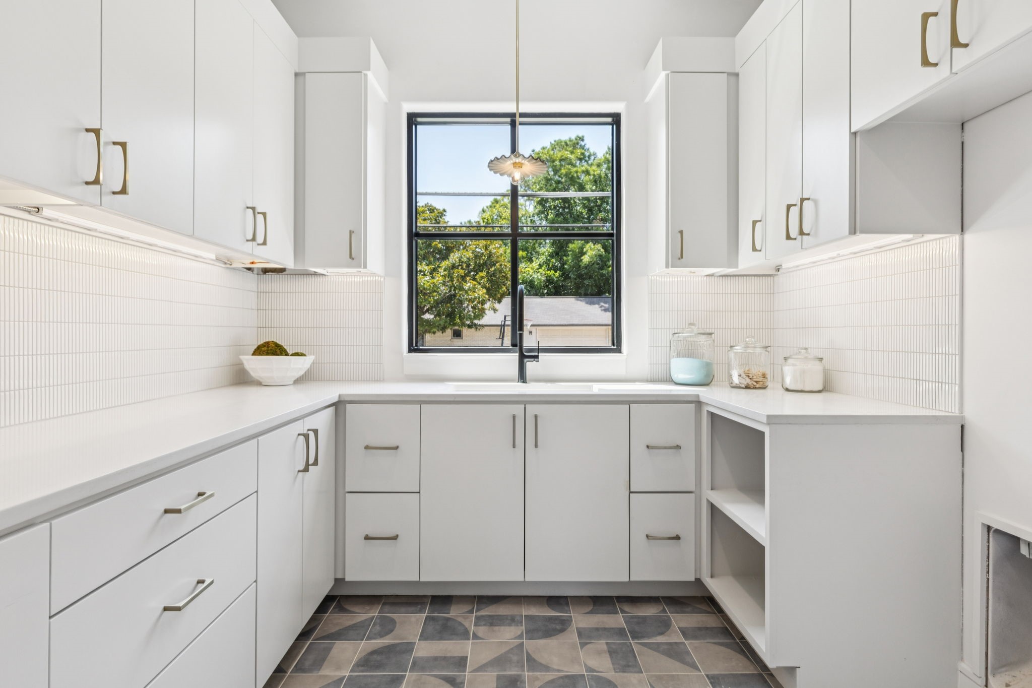 3207 Whitehall Drive