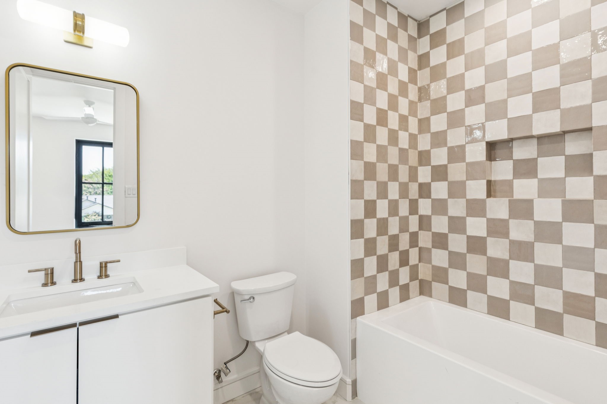 3207 Whitehall Drive