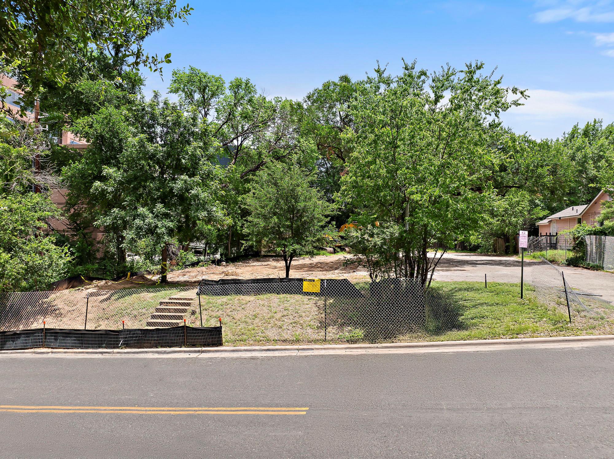 15,000 SF Lot | Prime for Development in 78704