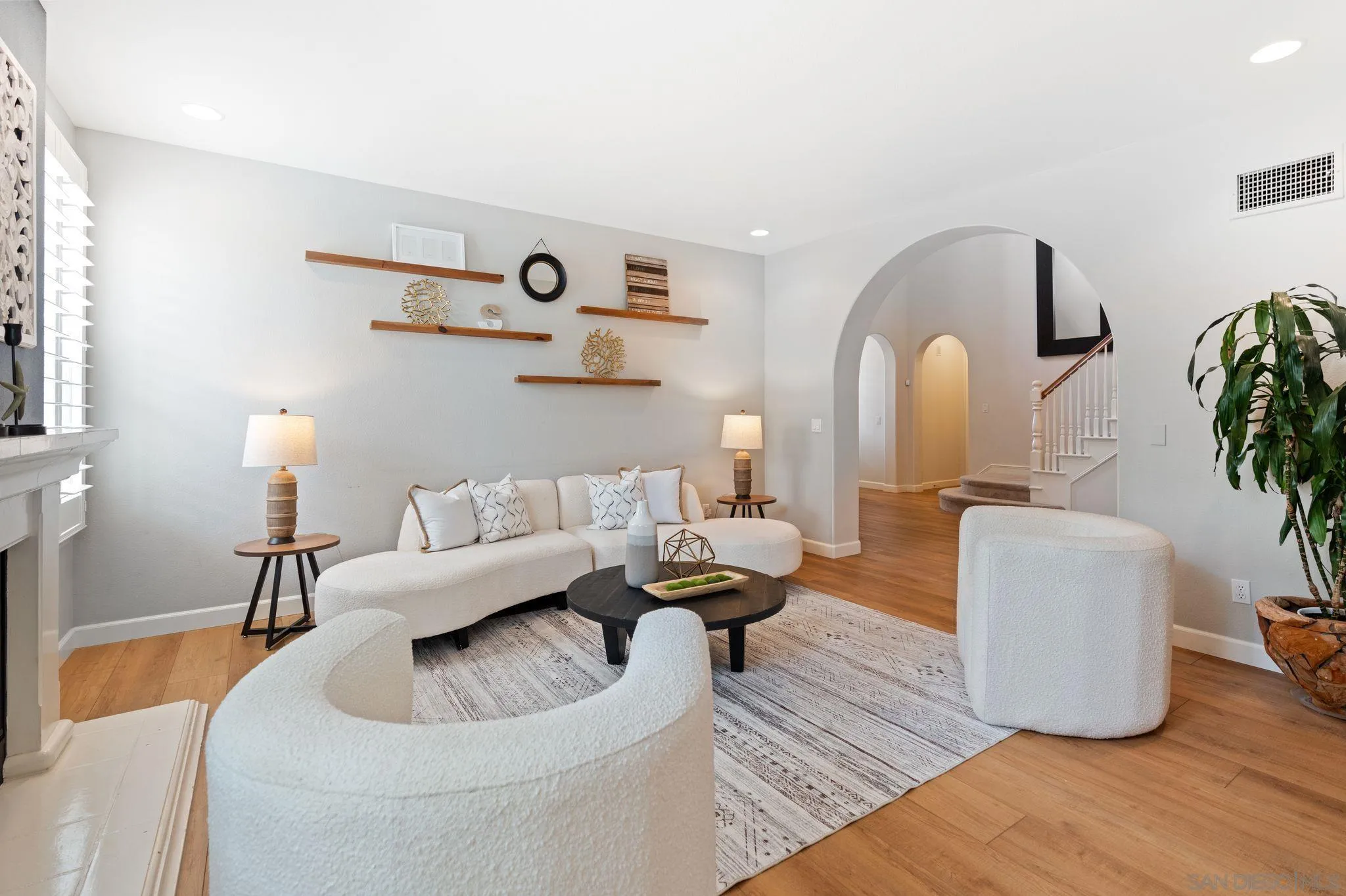 2848 Camino Serbal