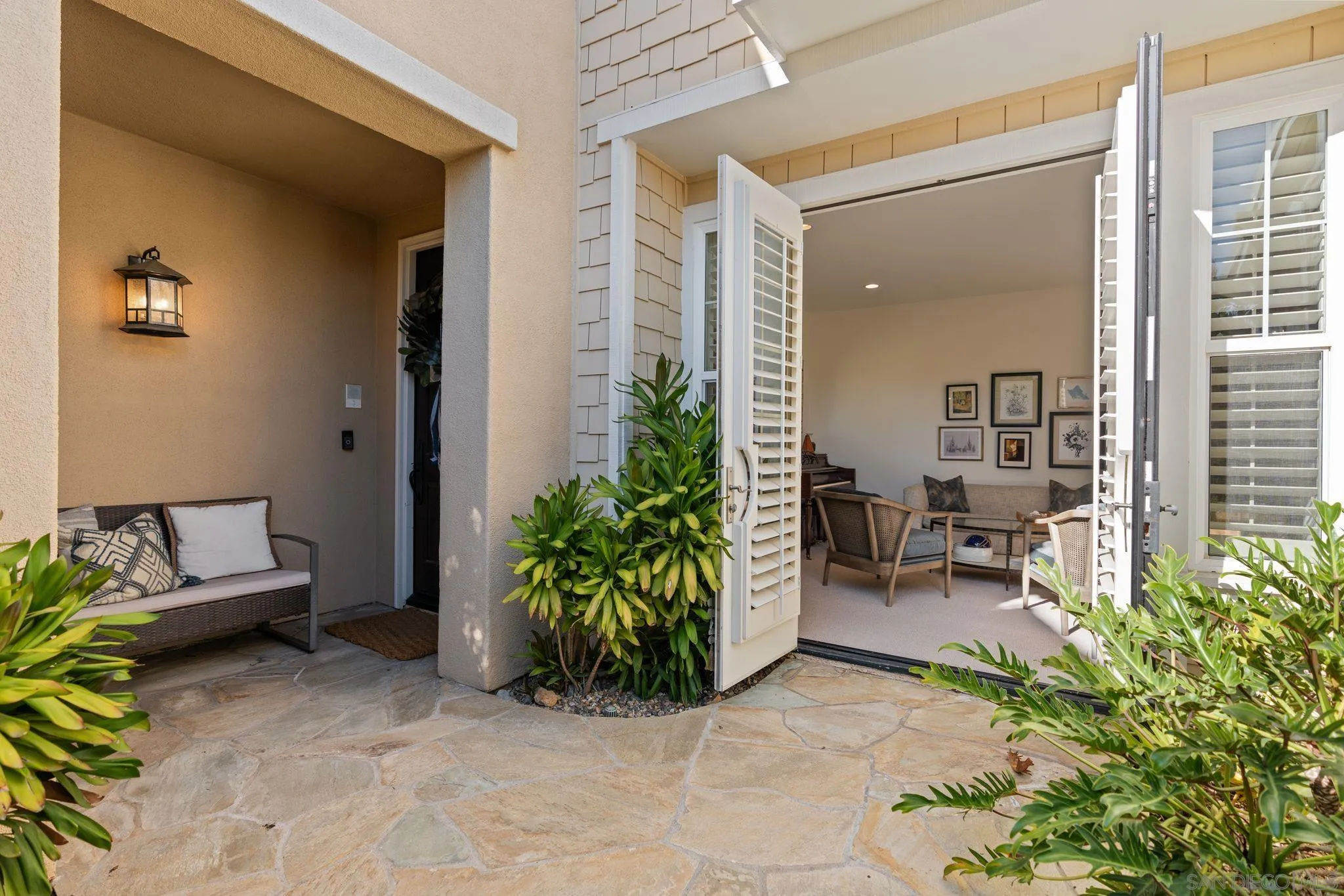 3747 Camino Cereza