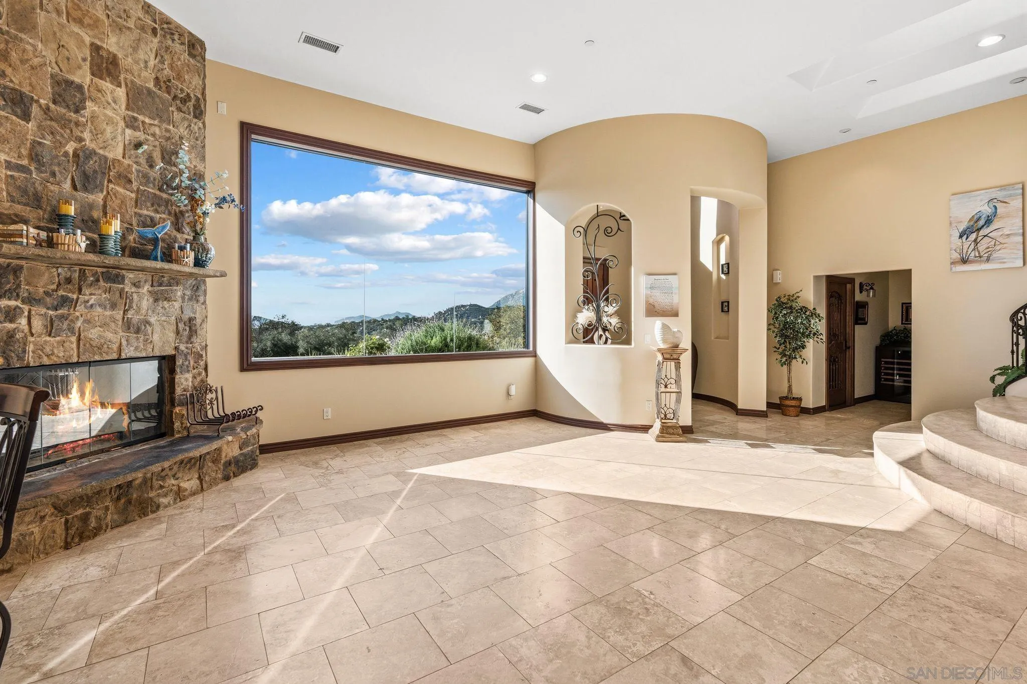 19491 Deerhorn Valley