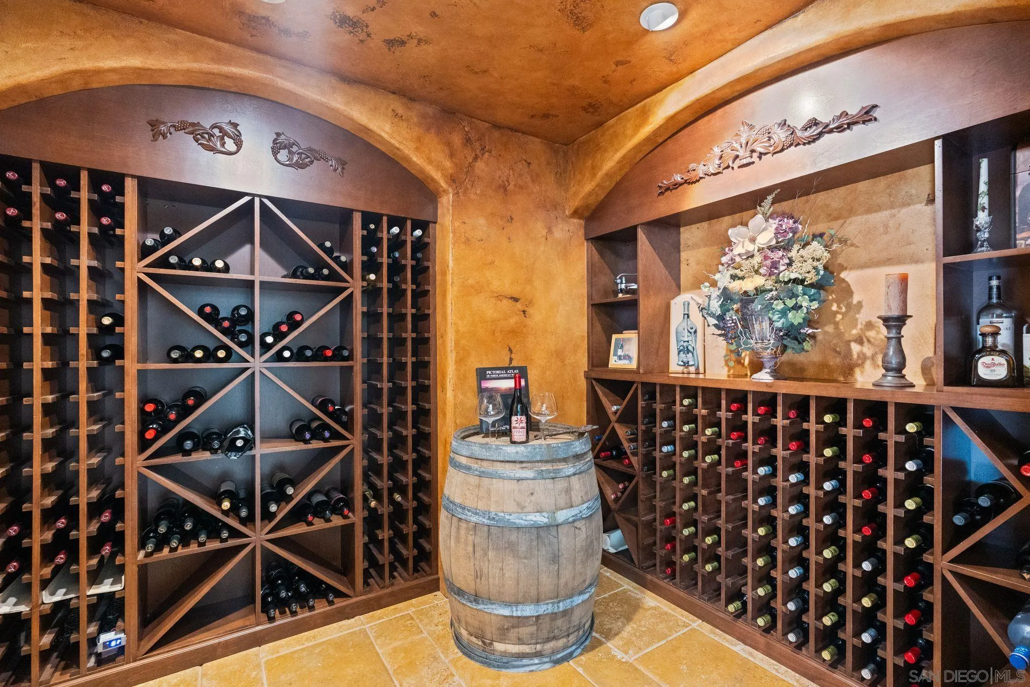 19491 Deerhorn Valley