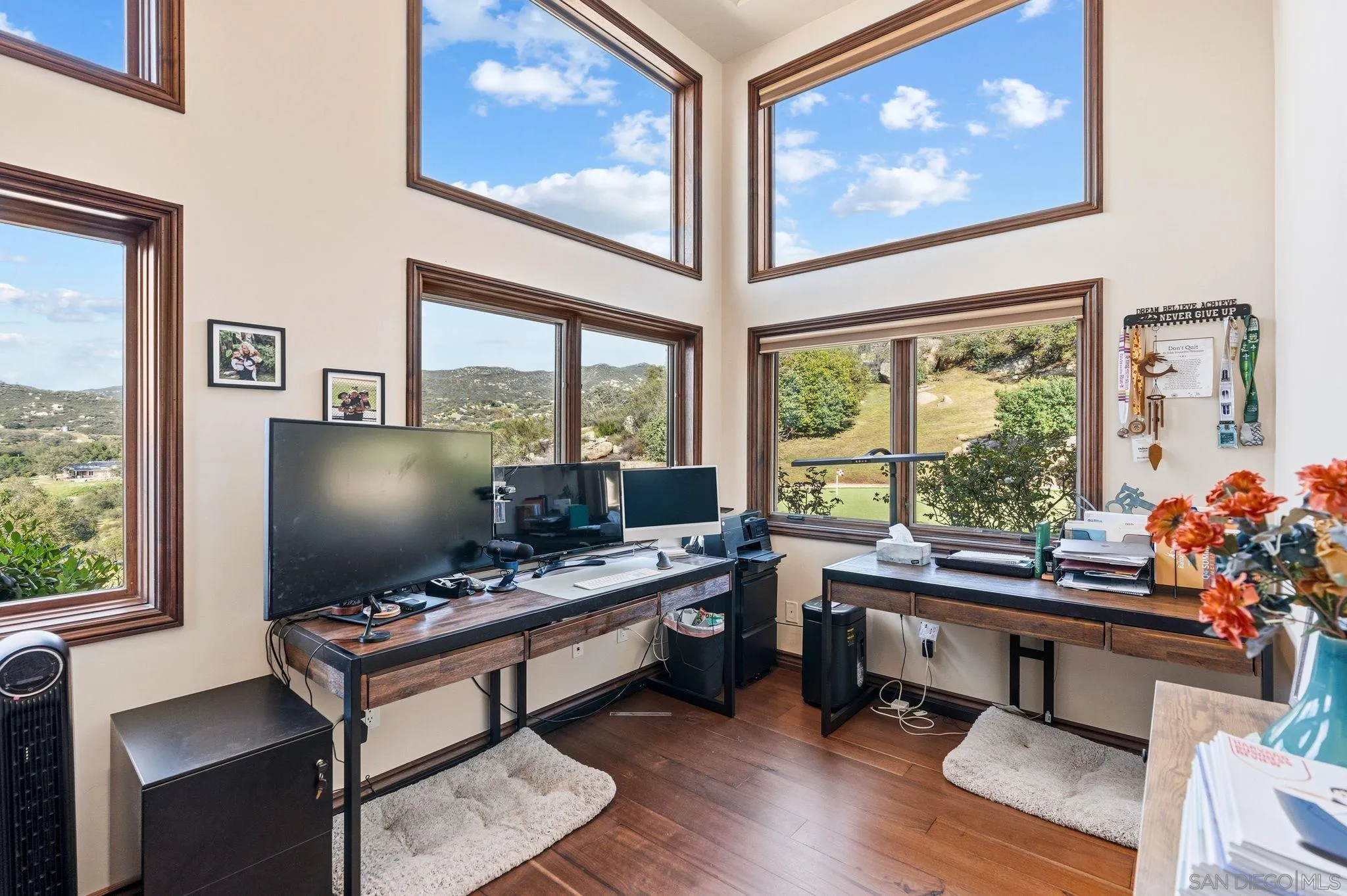 19491 Deerhorn Valley