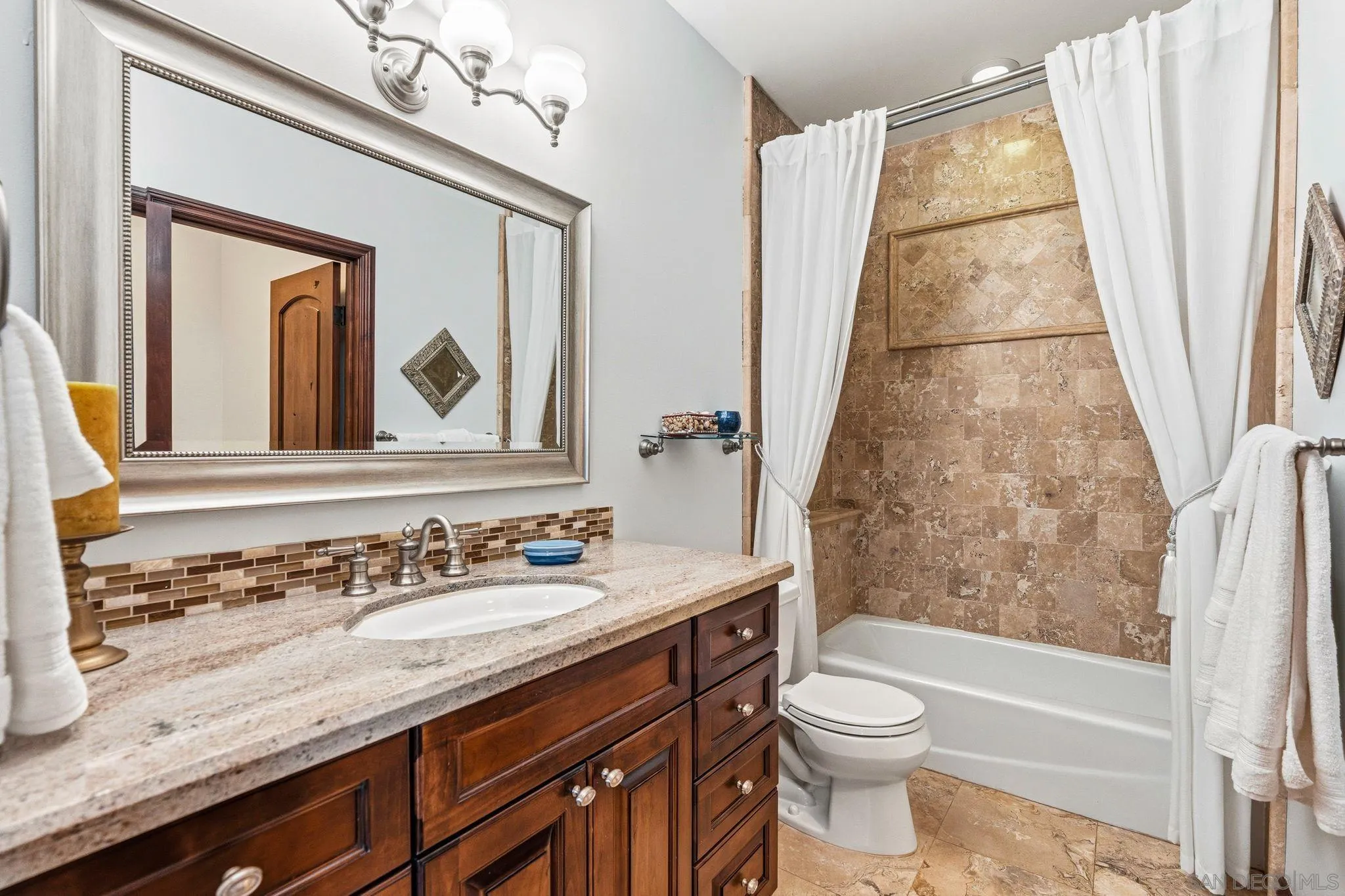 19491 Deerhorn Valley