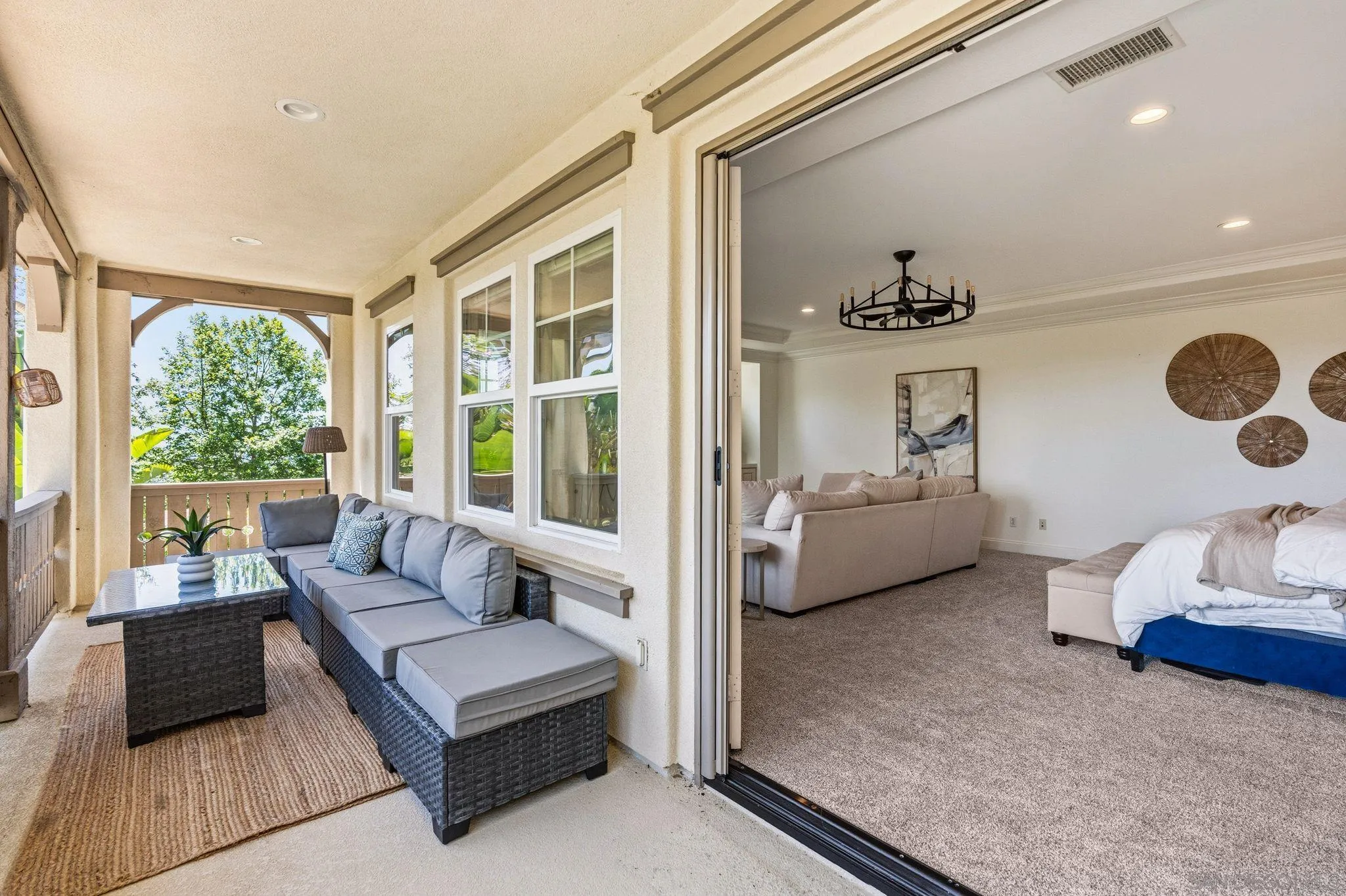 3228 Sitio Montecillo