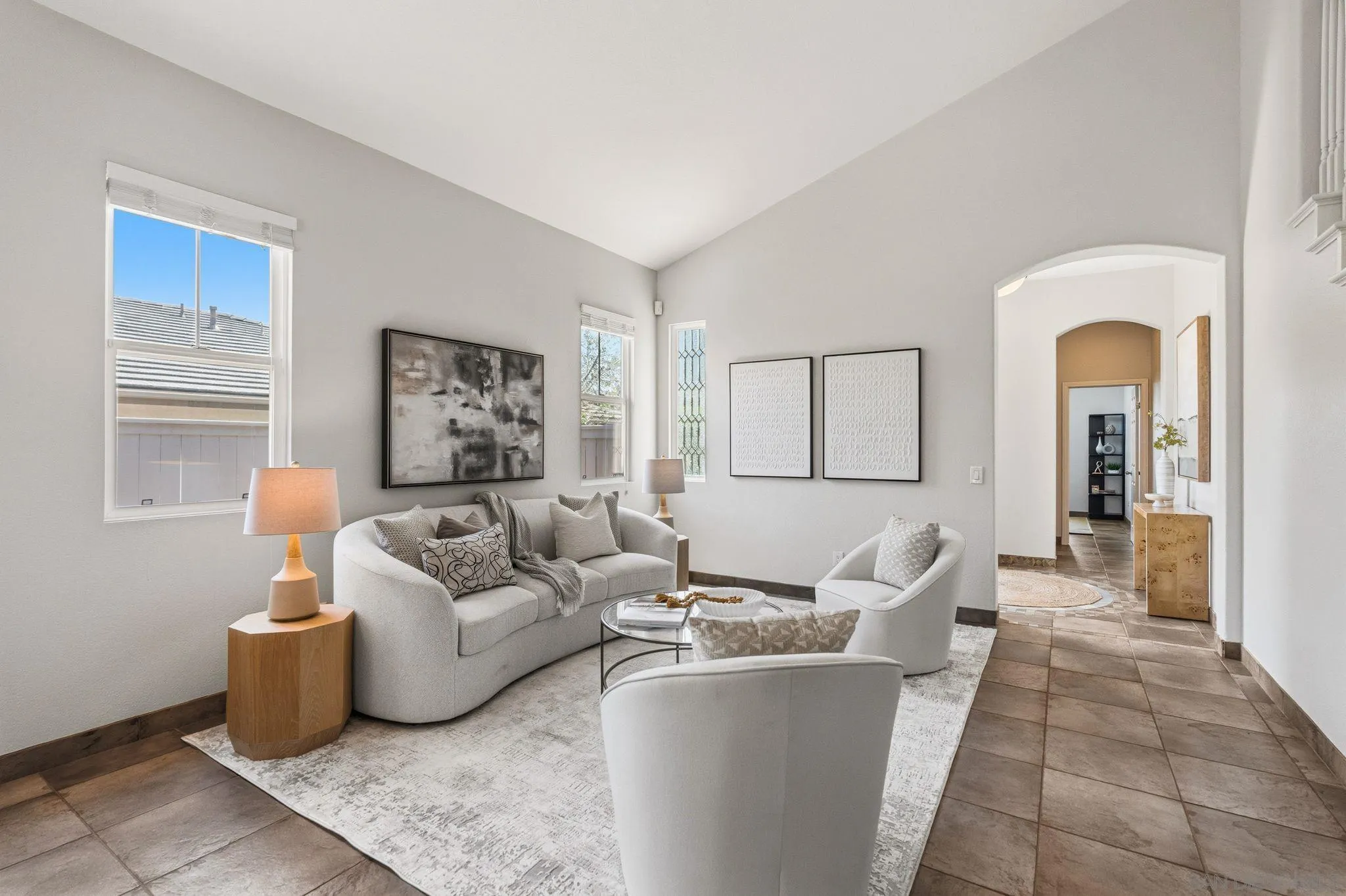 6108 Paseo Valiente
