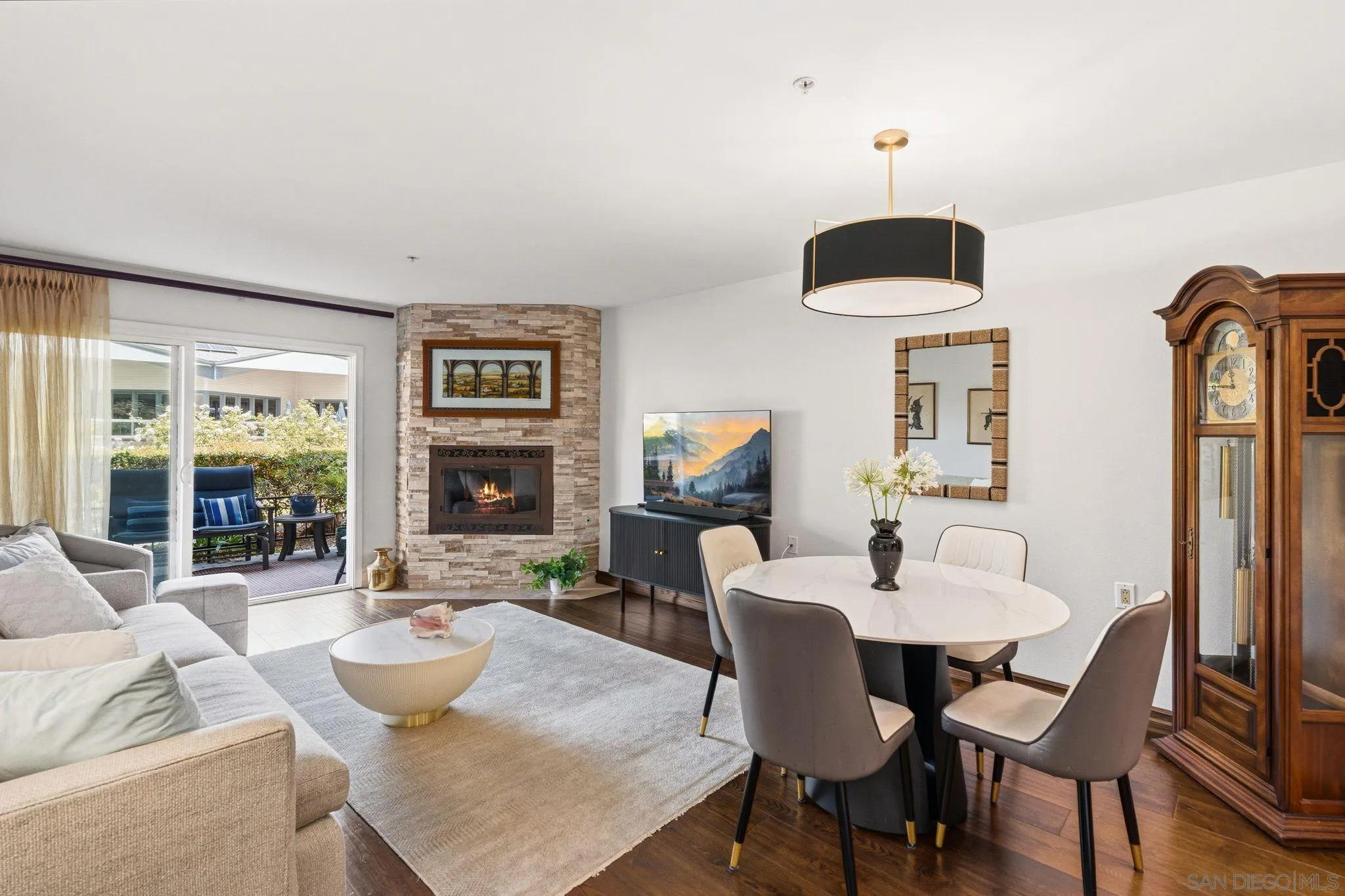 1664 Circa Del Lago Unit E104