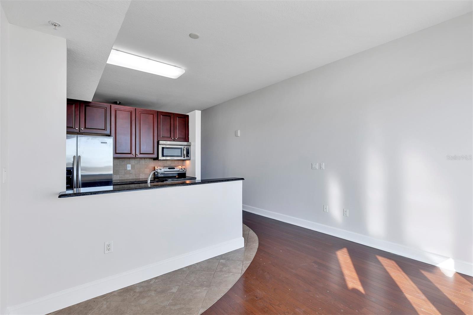 101 S EOLA DR #608