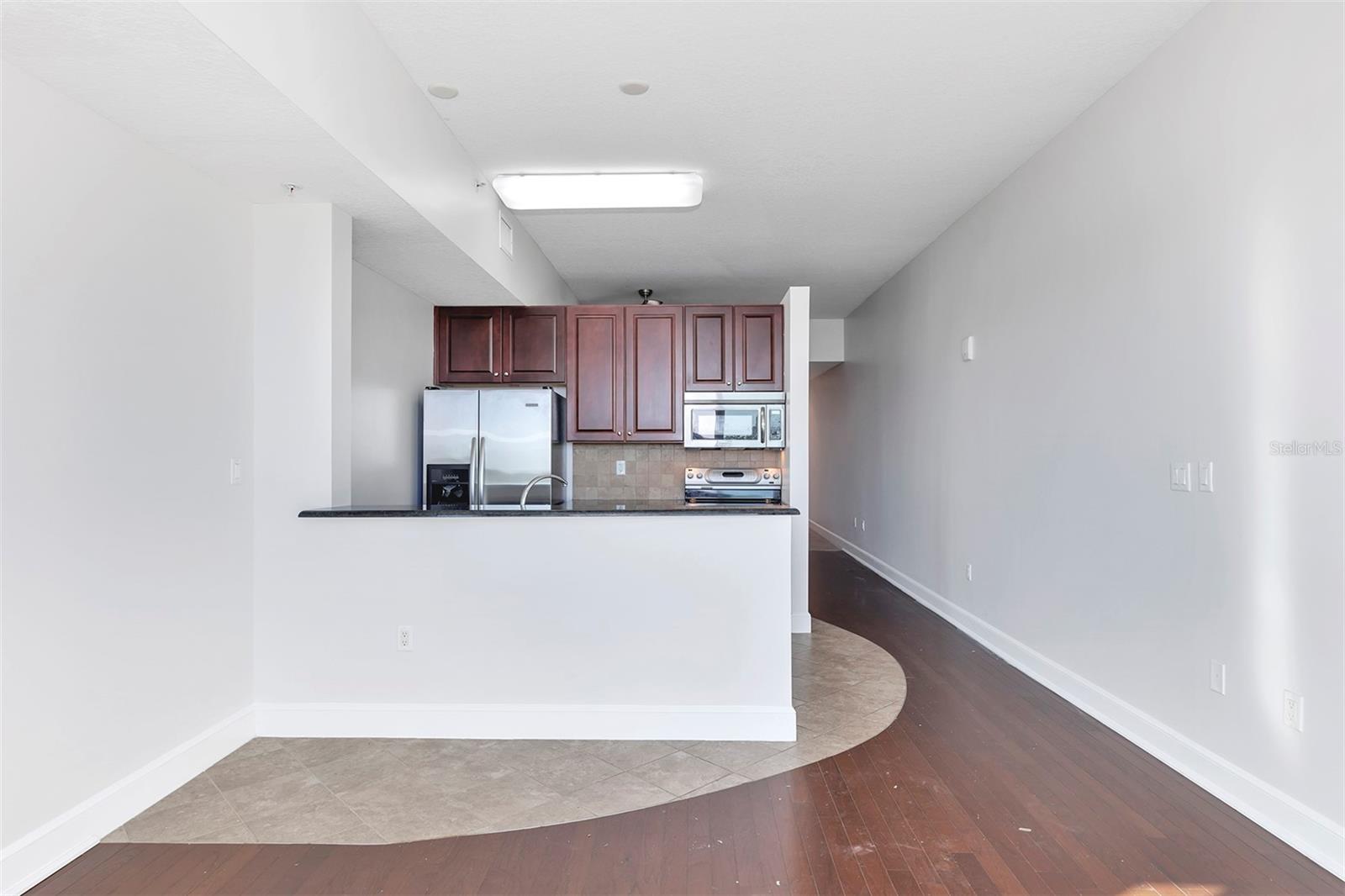 101 S EOLA DR #608