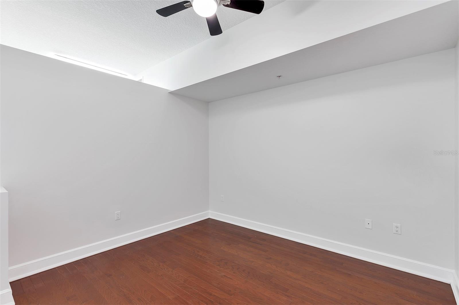 101 S EOLA DR #608