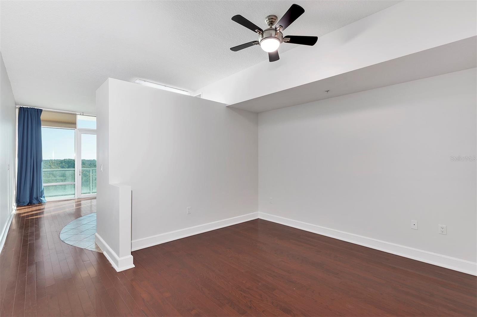 101 S EOLA DR #608