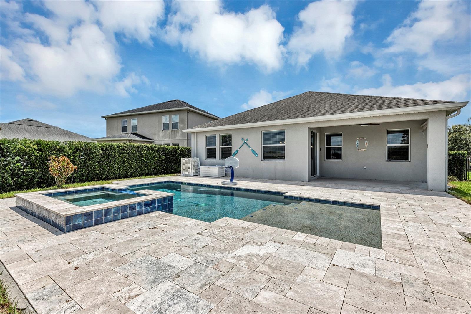 10193 LOVEGRASS LN