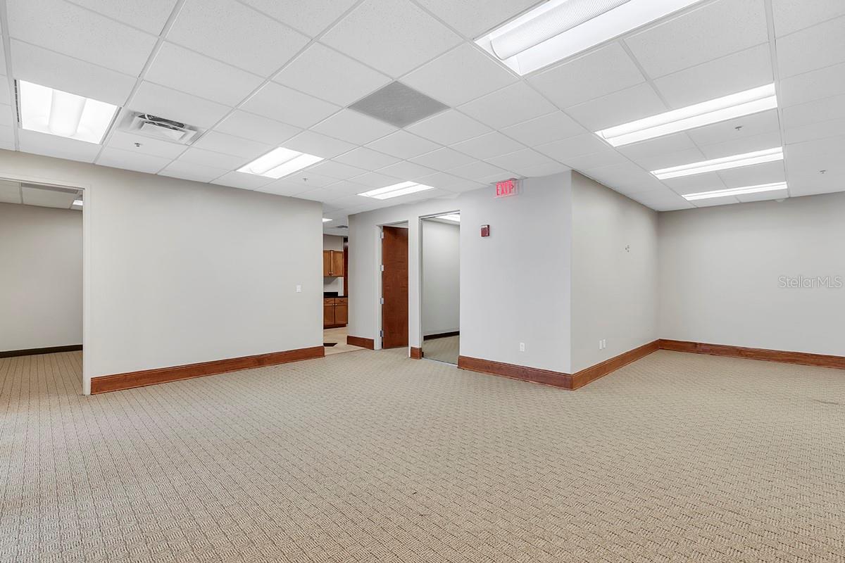 189 S ORANGE AVE #1110