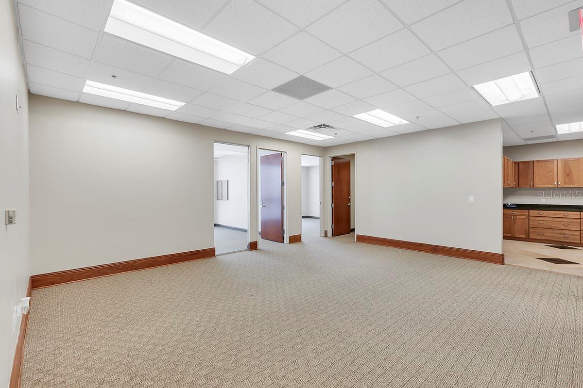 189 S ORANGE AVE #1110