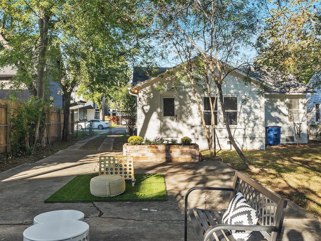 409 Zennia ST