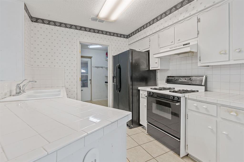 1514 Desert Quail LN