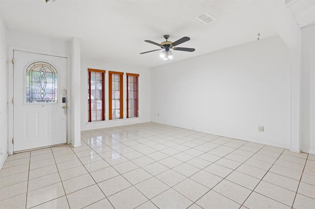 1514 Desert Quail LN