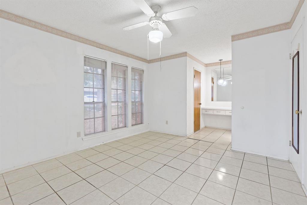 1514 Desert Quail LN