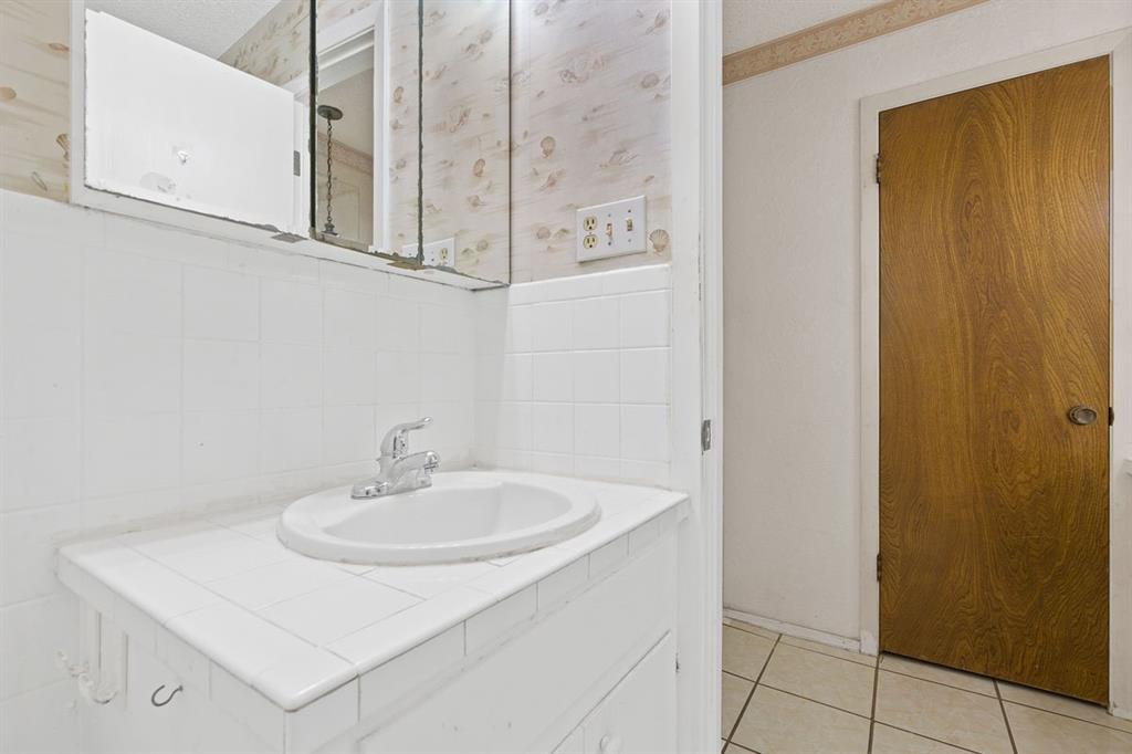 1514 Desert Quail LN