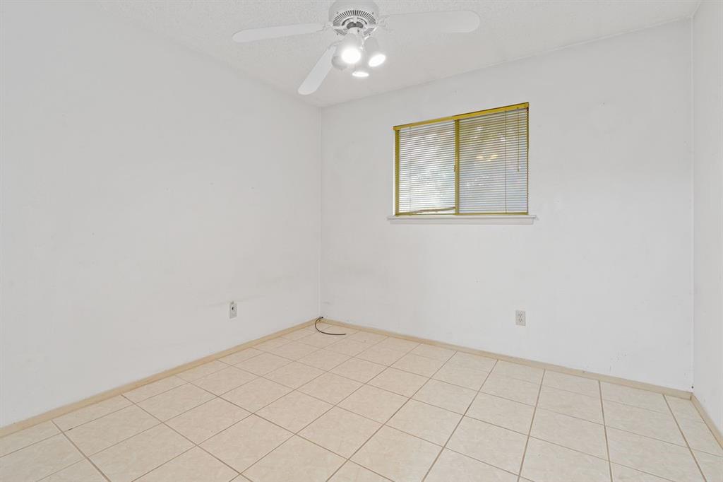 1514 Desert Quail LN