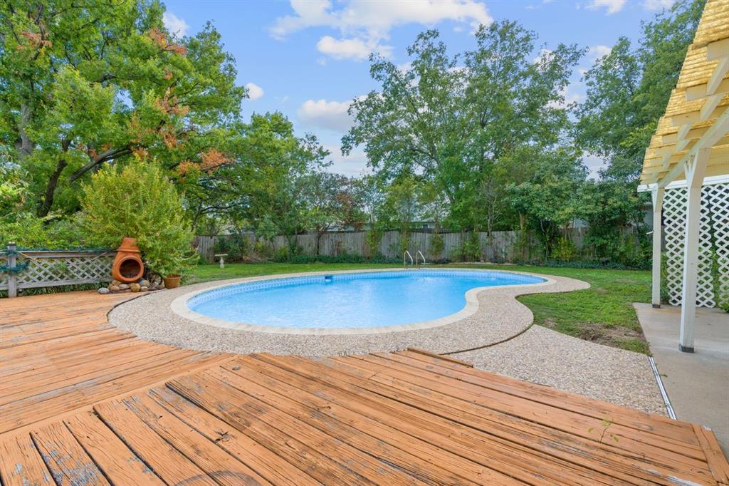 1514 Desert Quail LN