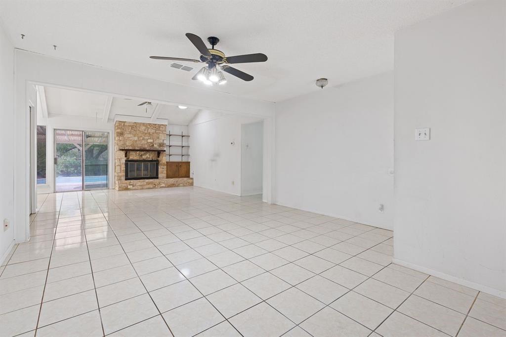 1514 Desert Quail LN