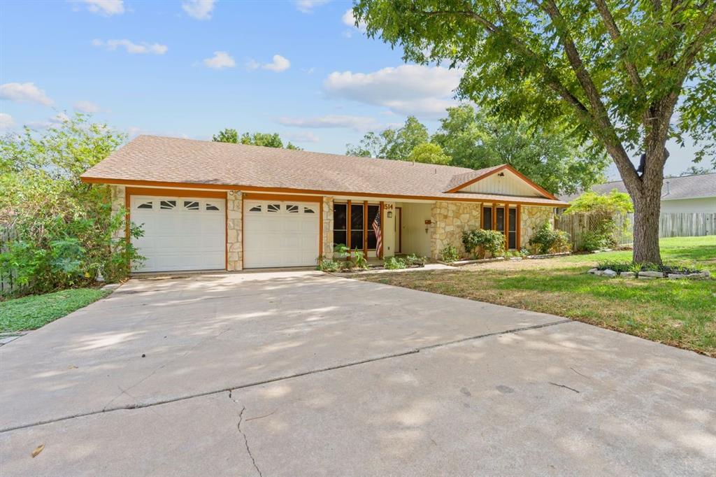 1514 Desert Quail LN