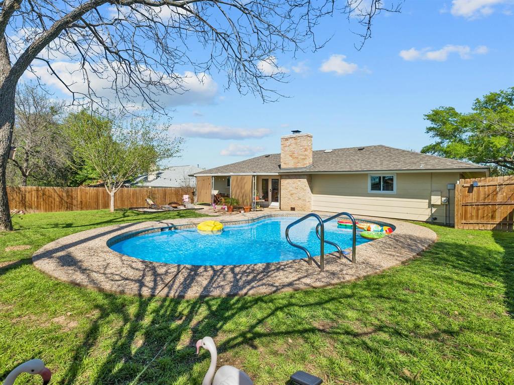 7408 Berkman DR