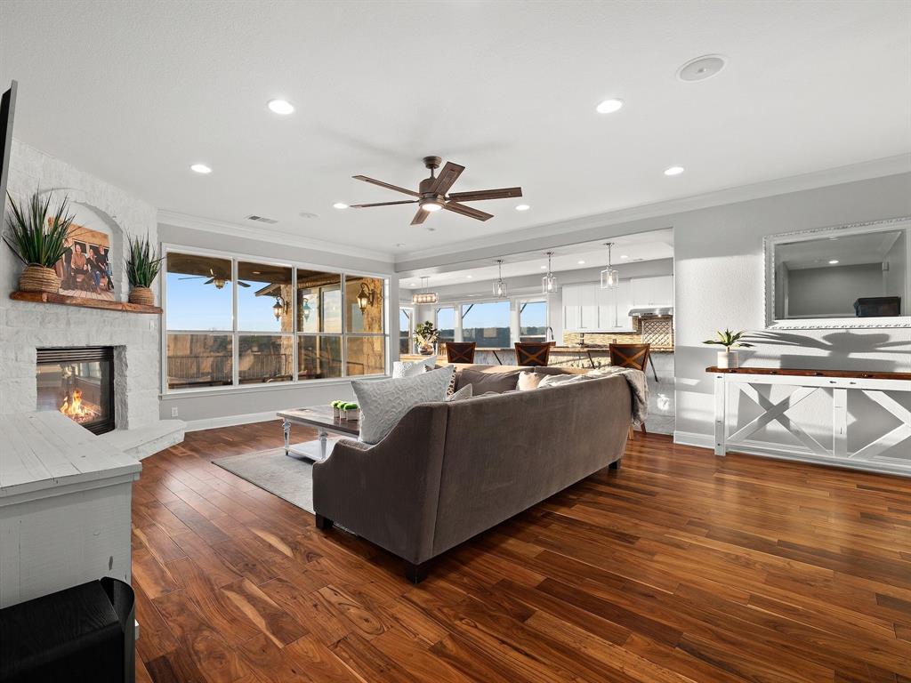 9601 Rainlilly LN