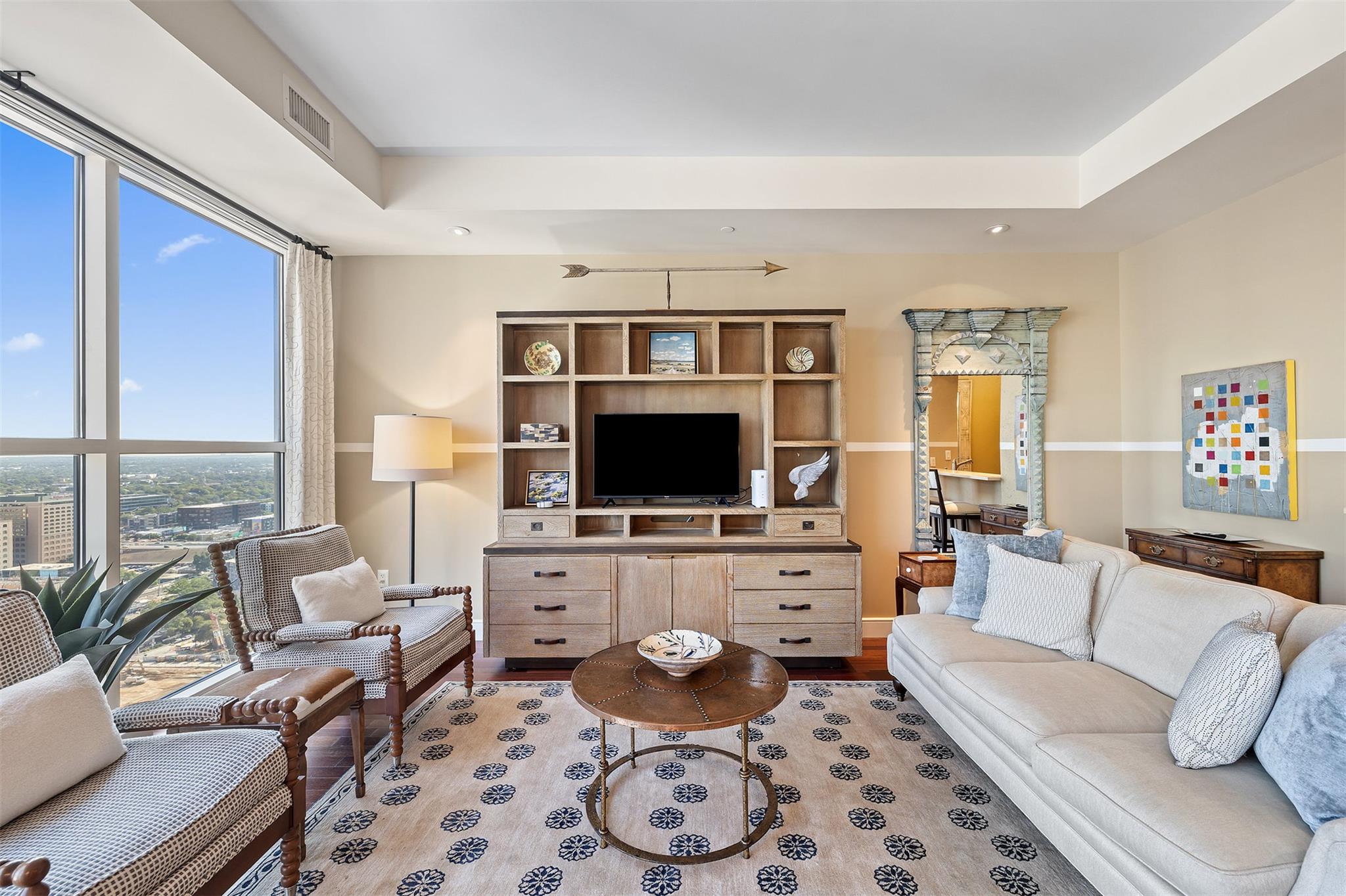 98 San Jacinto BLVD # 2703