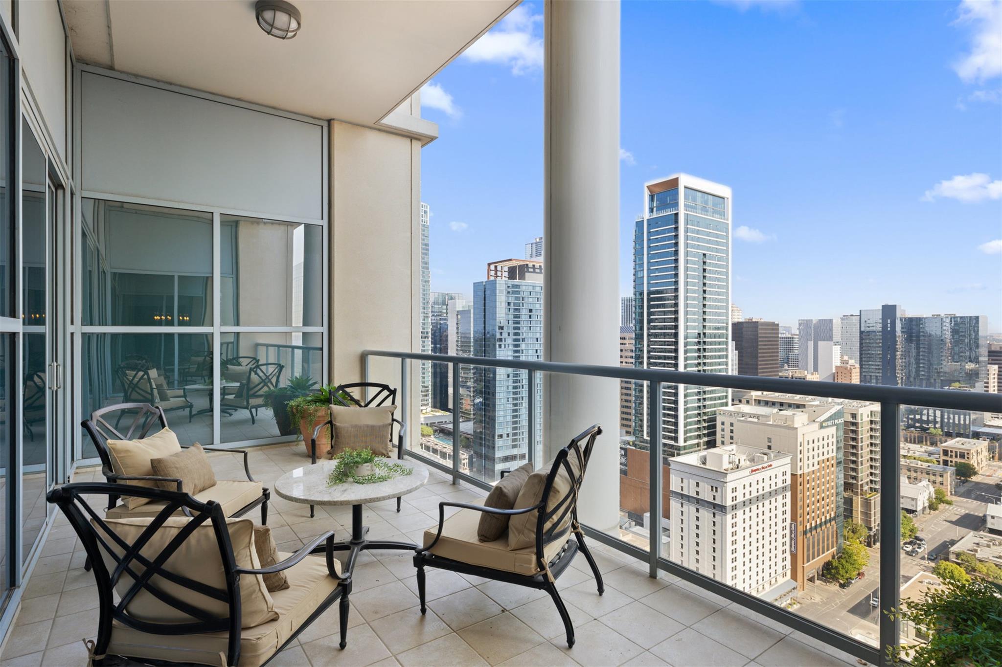 98 San Jacinto BLVD # 2703