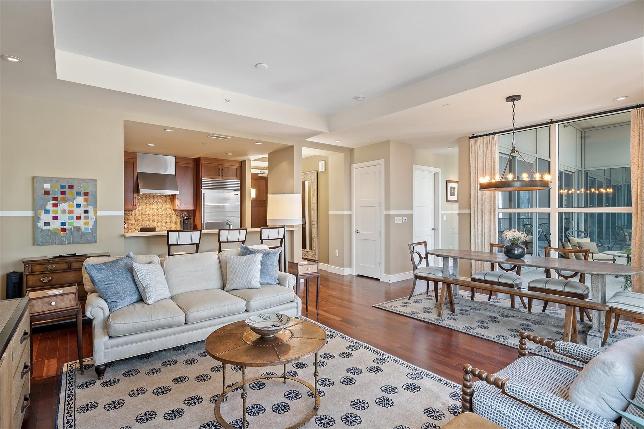 98 San Jacinto BLVD # 2703