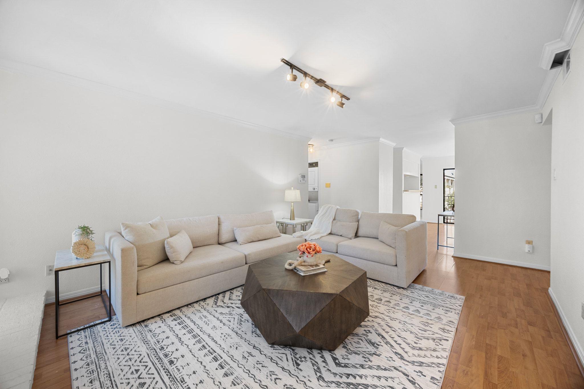 4159 Steck Ave # 258