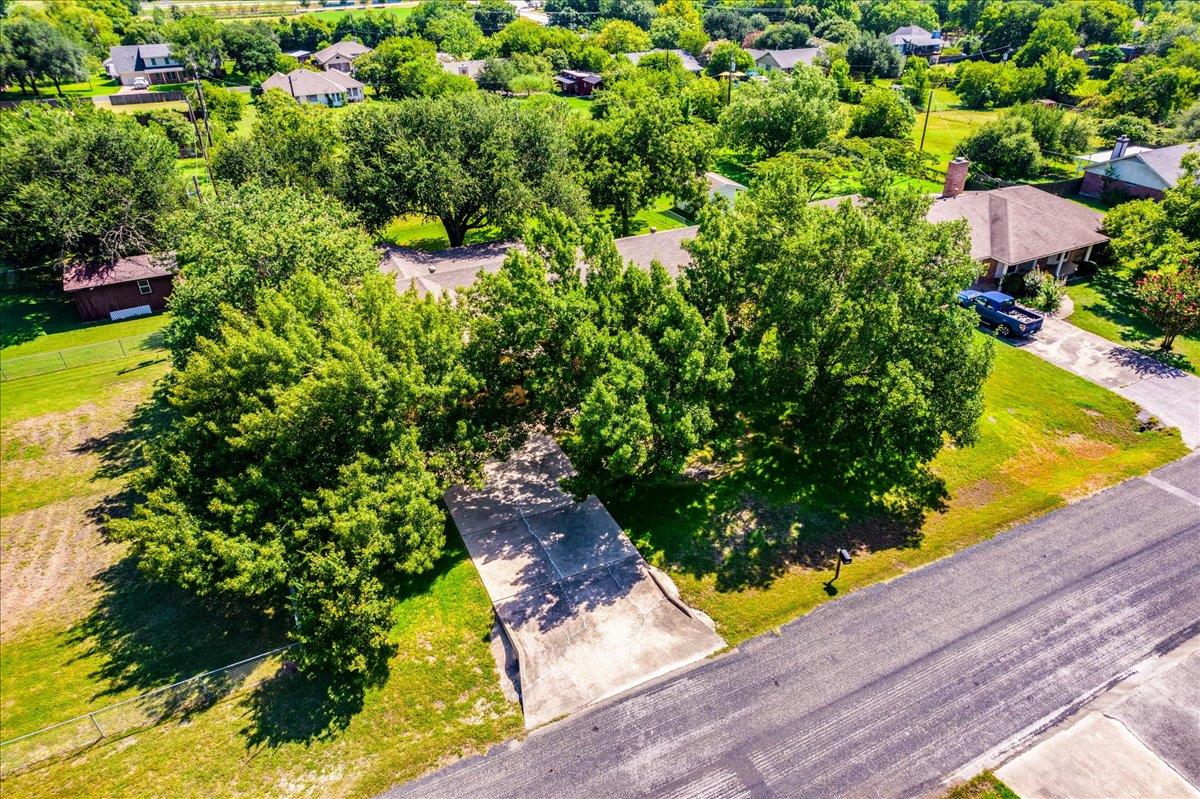 1704 Buttercup RD
