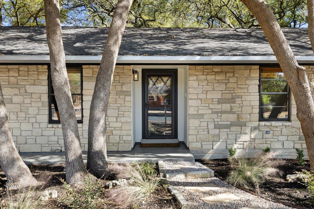 2008 Matthews LN, Austin