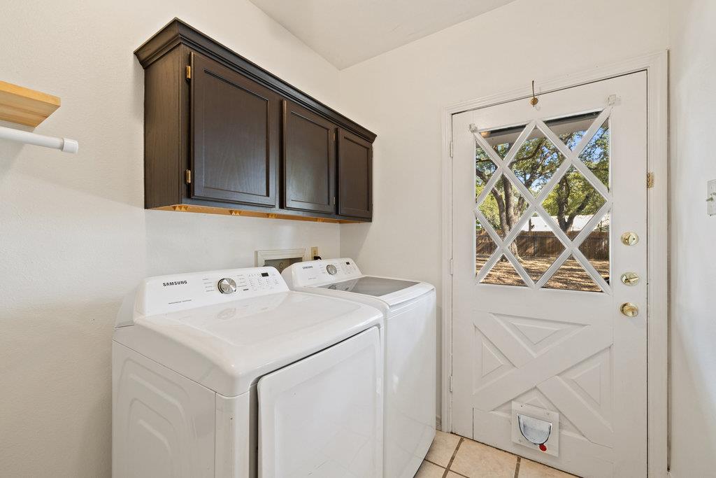 2008 Matthews LN, Austin