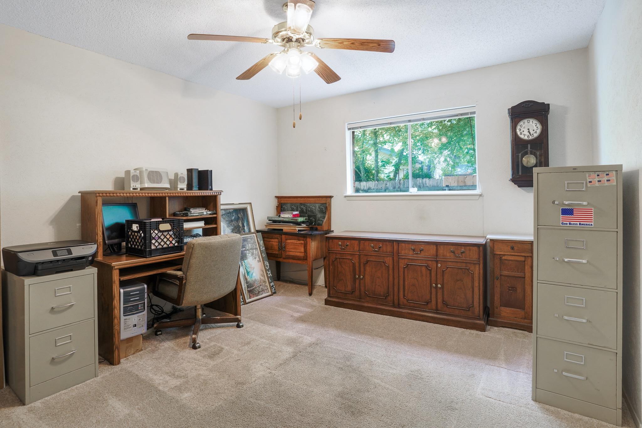 11002 Alhambra DR