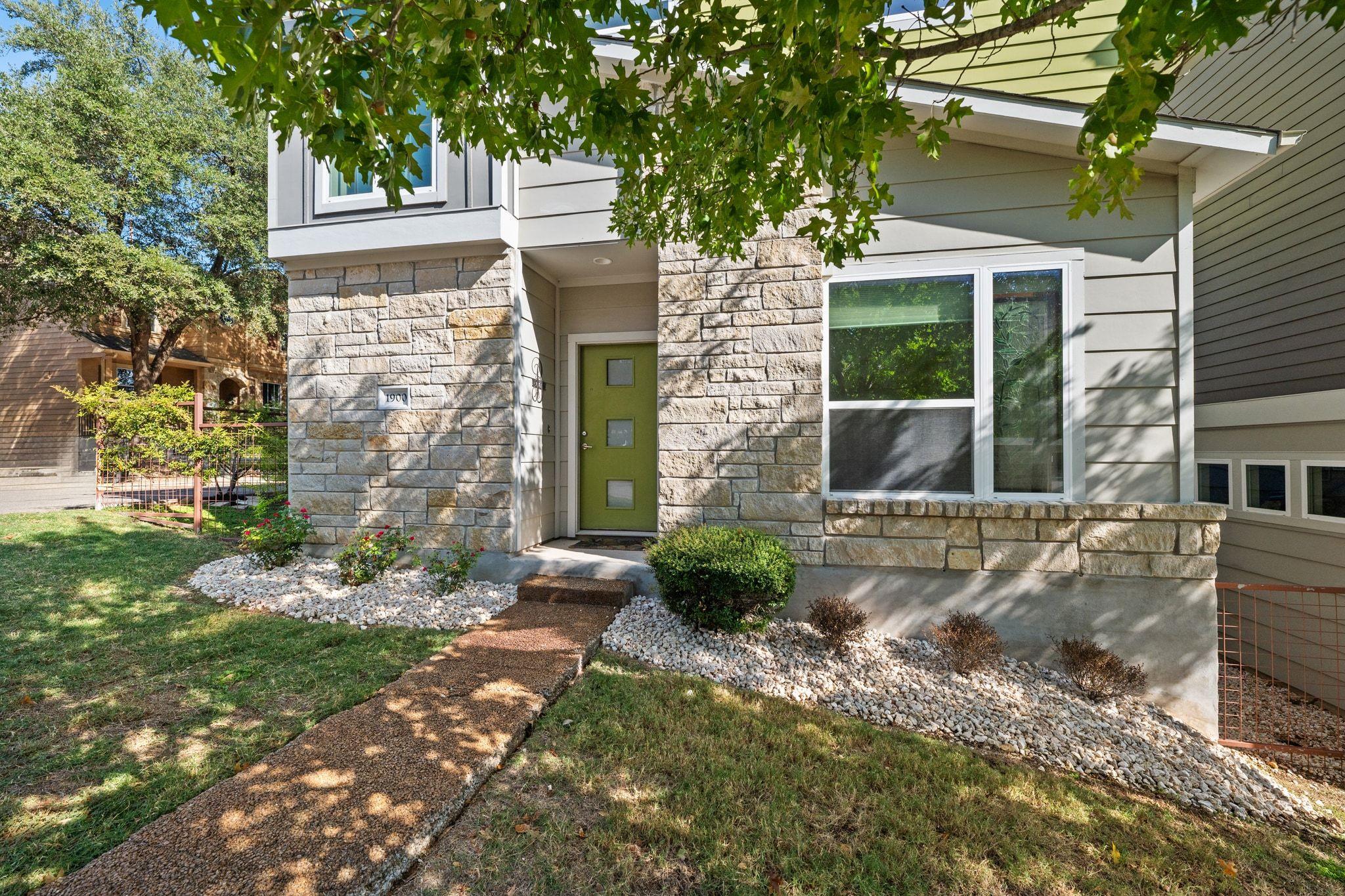 1900 Teagle DR