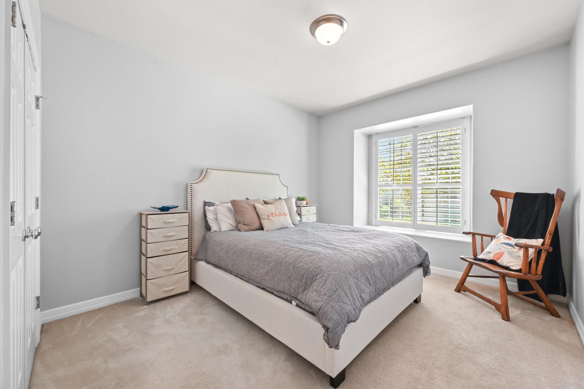 3125 Sun Drenched PATH