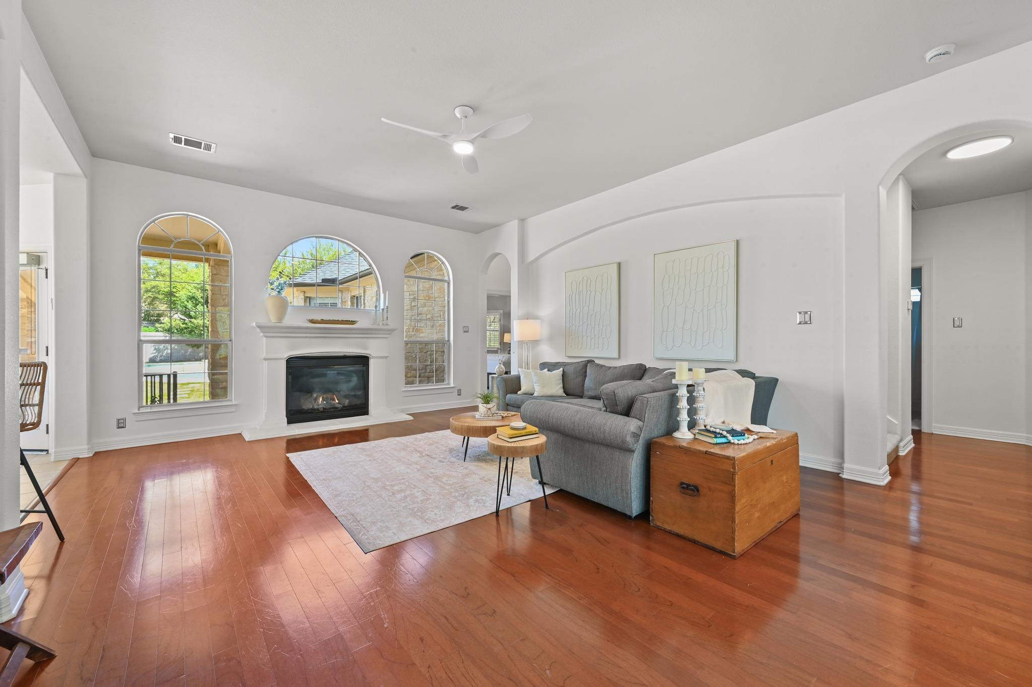 3125 Sun Drenched PATH