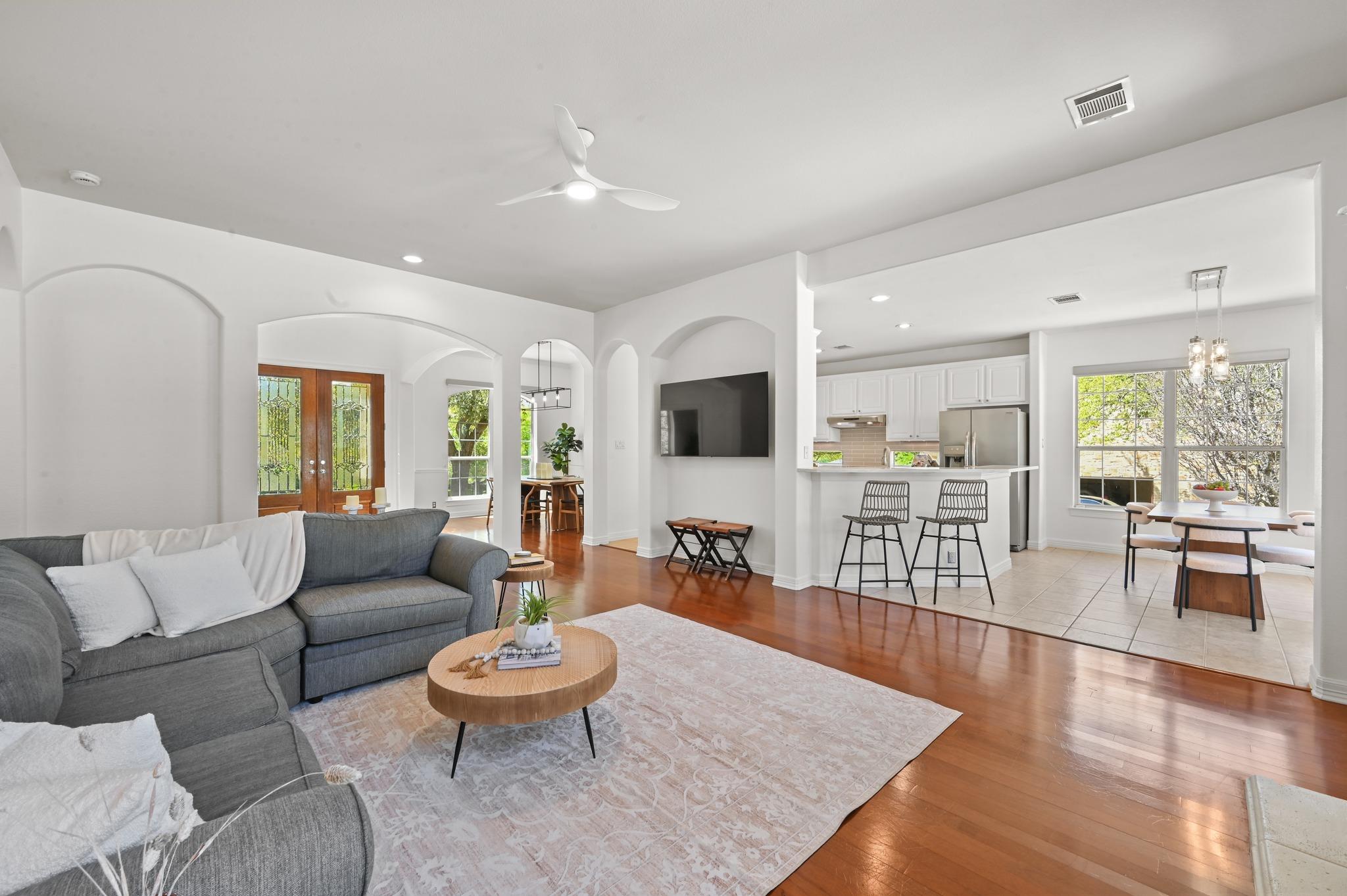 3125 Sun Drenched PATH