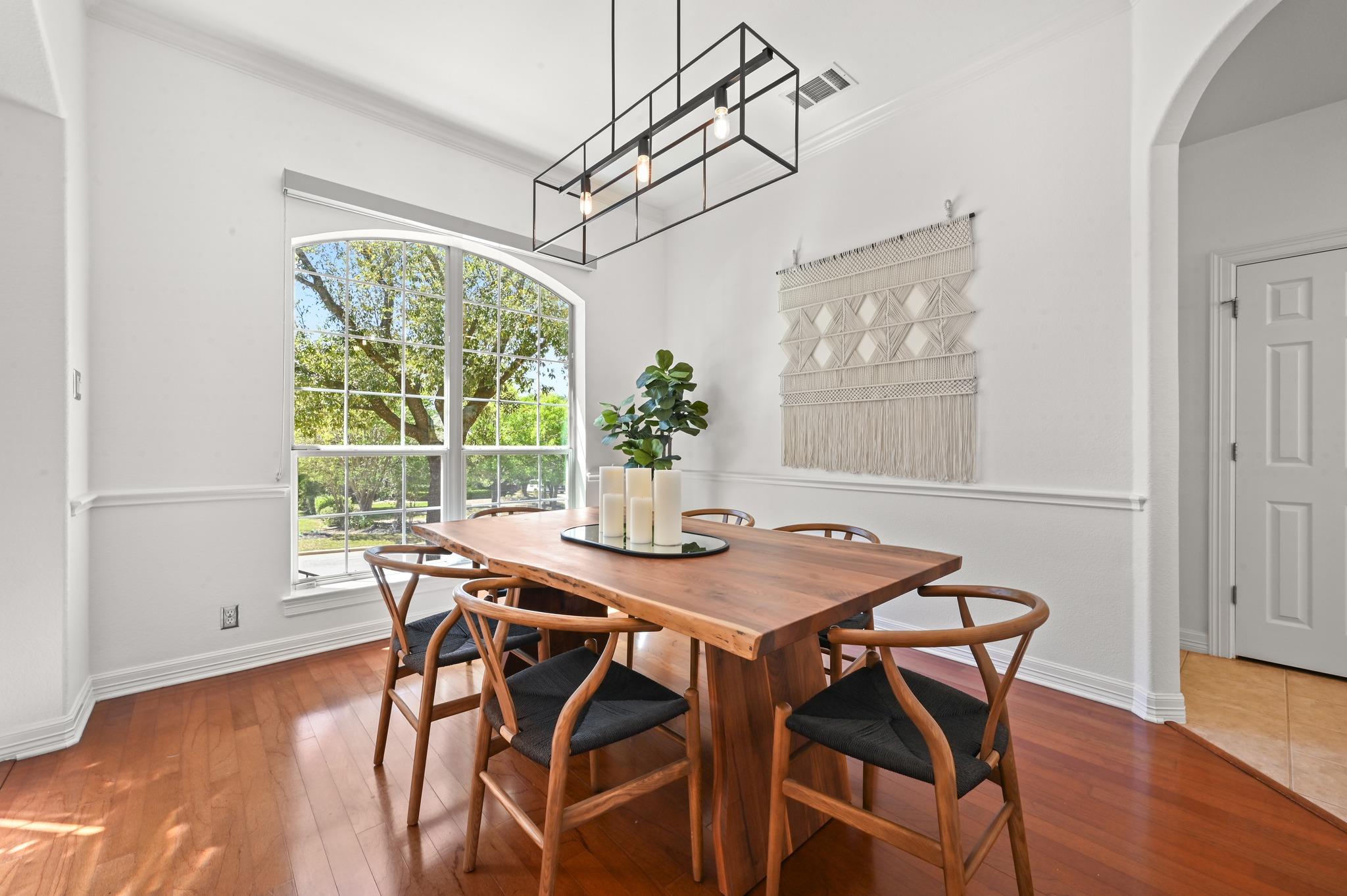 3125 Sun Drenched PATH