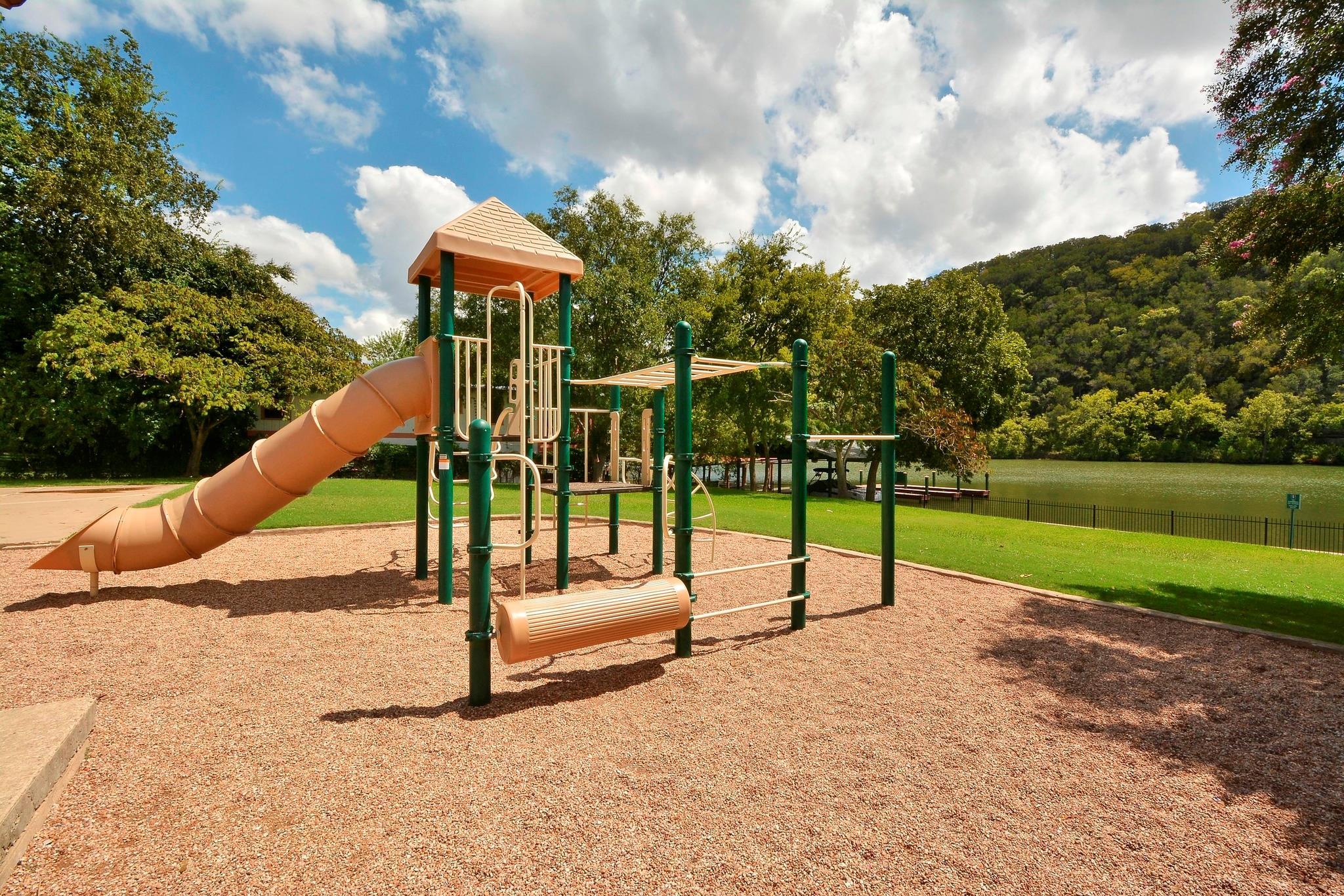 3125 Sun Drenched PATH